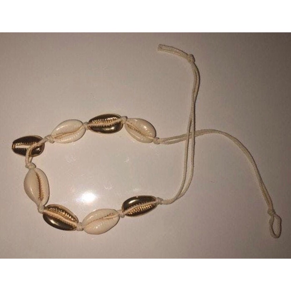 White and Gold Shell Anklet